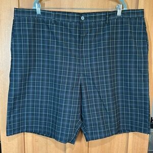 EUC dark grey plaid golf shorts size 46